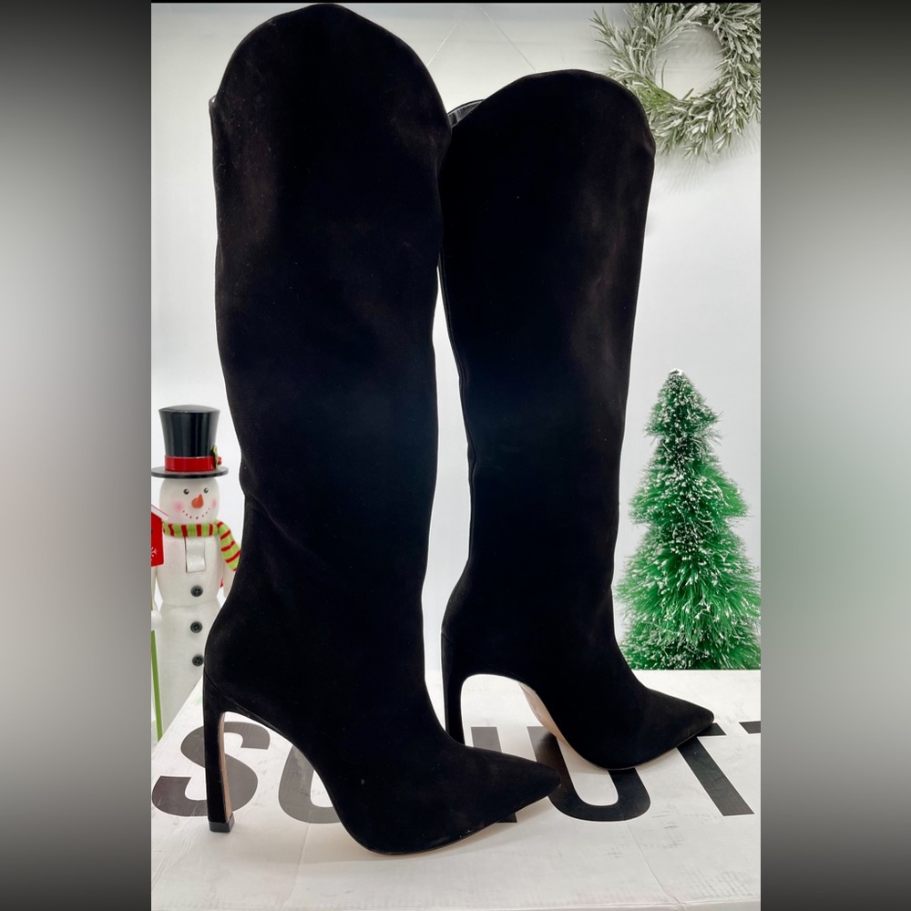 Schutz Maryana sculpt boots, size 8.5. Brand new , never worn